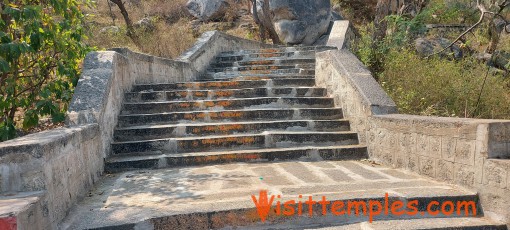 Arulmigu Subramania  Swamy Temple,  Kailasagiri Malai, Oomerabad, Ambur, Tamil Nadu