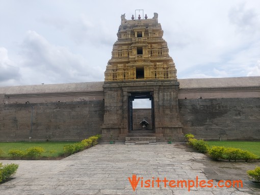 Arulmigu Somanatheeswarar Temple, Melpadi, Near Ranipet, Tamil Nadu