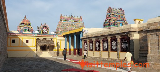 Sri Kampaheswarar or Sarabeswarar Temple, Thirubuvanam, Near Kumbakonam, Tamil Nadu