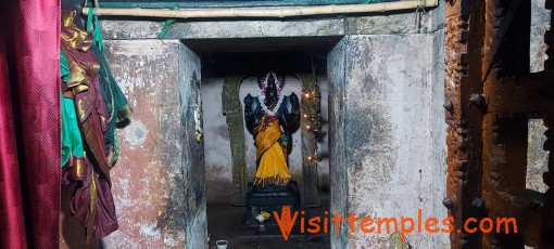 Sri Akshayalingeswara Swamy or Kediliappar Temple, Keezh Velur, Nagapattinam District, Tamil Nadu