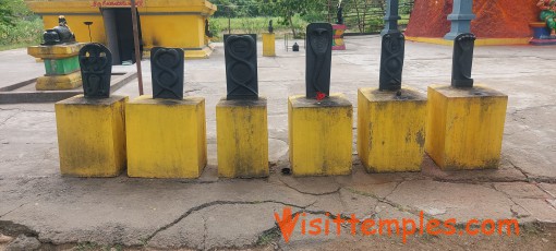 Sri Saneeswara Bhagwan Temple or Vada Thirunallar, Near Karunguzhi, Tamil Nadu