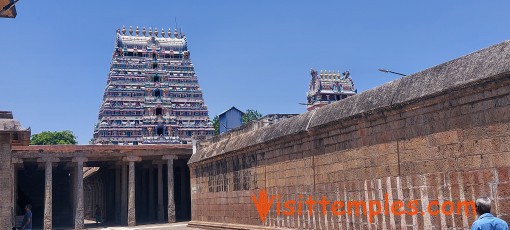 Sri Bhuvarahaswamy Temple, Srimushnam, Tamil Nadu