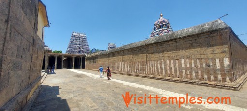 Sri Bhuvarahaswamy Temple, Srimushnam, Tamil Nadu