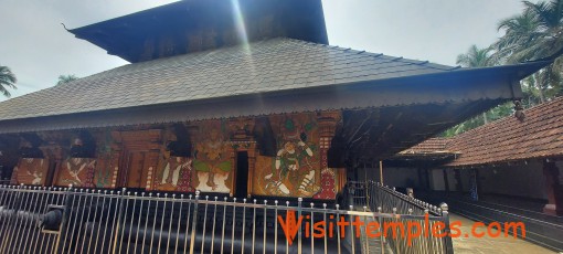 Alathiyoor Sri Hanuman Kavu Temple, Alathiyoor, Malappuram District, Kerala