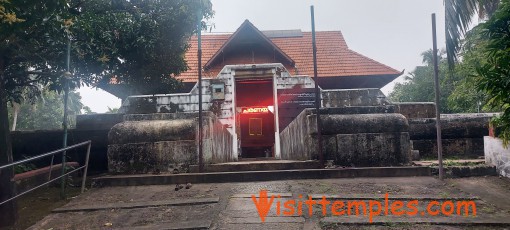 Harikanyaka Temple, Ariyannur, Guruvayur, Kerala