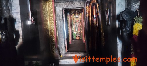 Sri Prasanna Varadaraja Perumal Temple, Shoolagiri, Near Hosur, Tamil Nadu