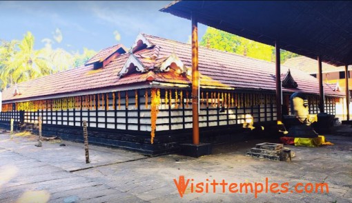 Sree Perunthatta Siva Temple, Guruvayur, Kerala