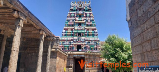 Sri Bhuvarahaswamy Temple, Srimushnam, Tamil Nadu